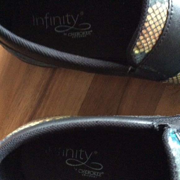 Infinity shoes - Picture 4 of 5